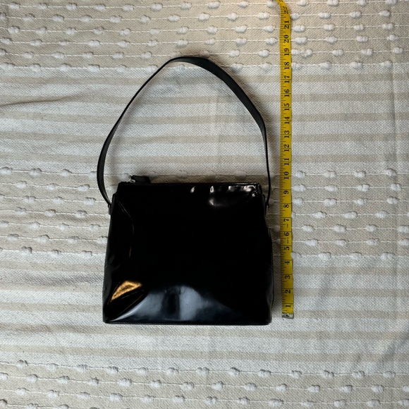 Gianni Versace vintage black patent leather tote shoulder bag silver hardware - Picture 13 of 16